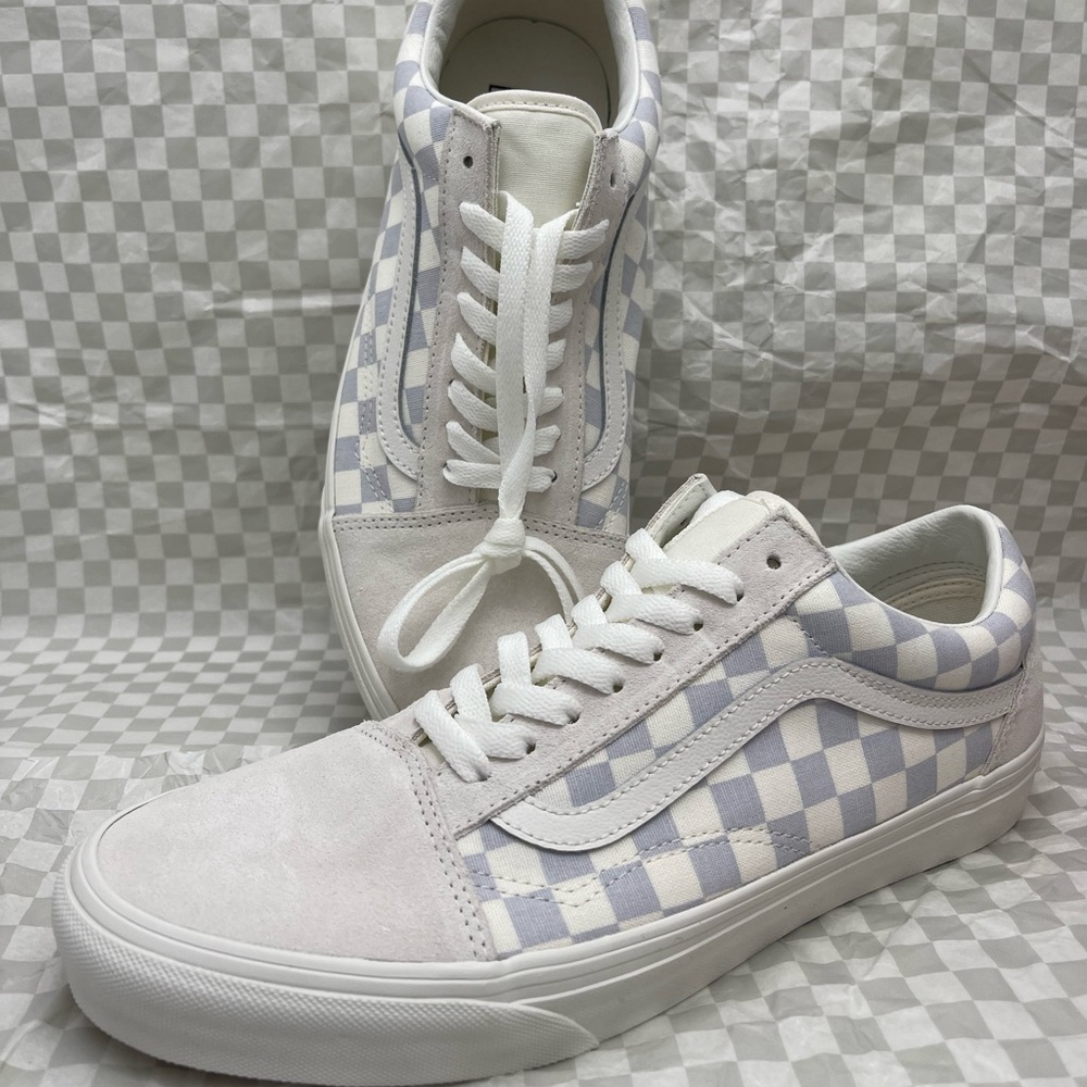 Vans WMNS Old Skool
Checkerboard Gray/Marshmallow
VN000D7ZOBP Sneakers - Picture 3 of 16